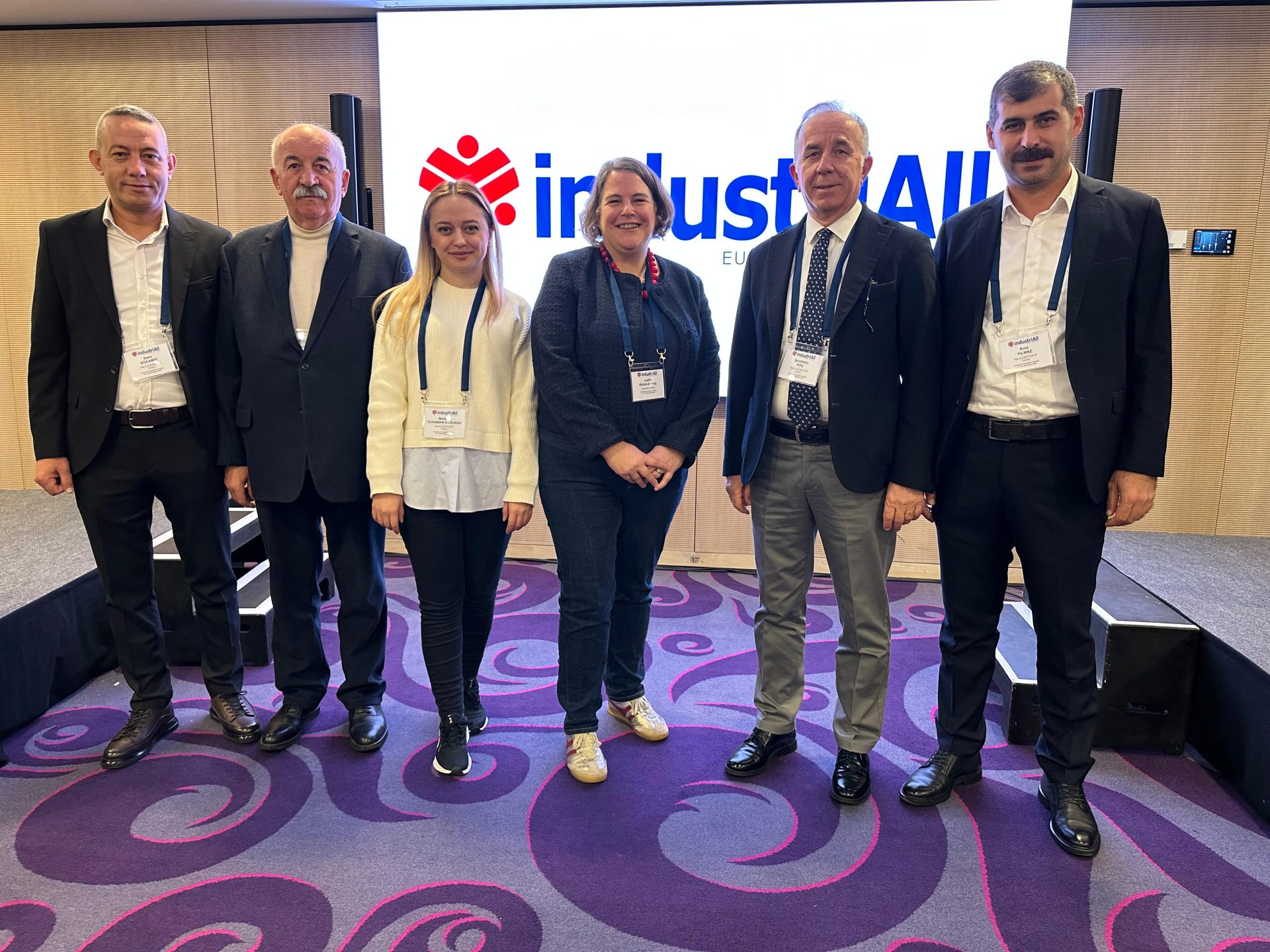 GENEL BAŞKAN YARDIMCIMIZ KOÇ ŞUBE YÖNETİCİLERİMİZLE BİRLİKTE INDUSTRIALL AVRUPA’NIN TOPLANTISINA KATILDI