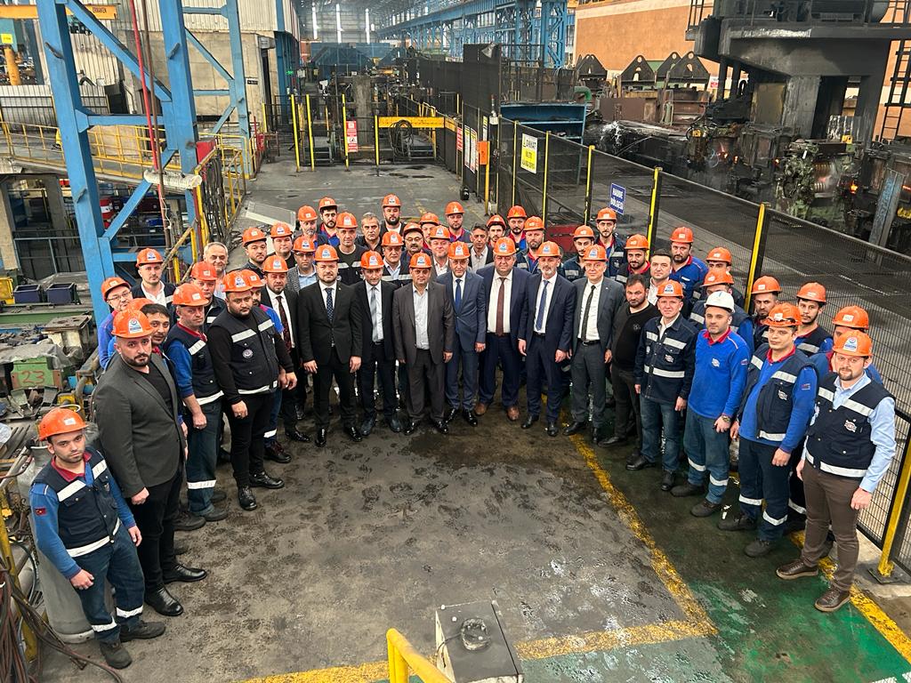 Genel Başkanımız Yunus Değirmenci: “KARDEMİR’İN BUGÜNKÜ PARLAK GÜNLERİNDE EMEKÇİLERİN PAYI BÜYÜKTÜR”