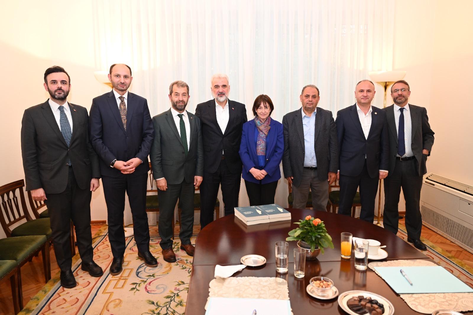 GENEL BAŞKANIMIZ DEĞİRMENCİ’DEN FİLİSTİN’E DESTEK PLATFORMU İLE BİRLİKTE İSPANYA BÜYÜKELÇİLİĞİ’NE TEŞEKKÜR ZİYARETİ