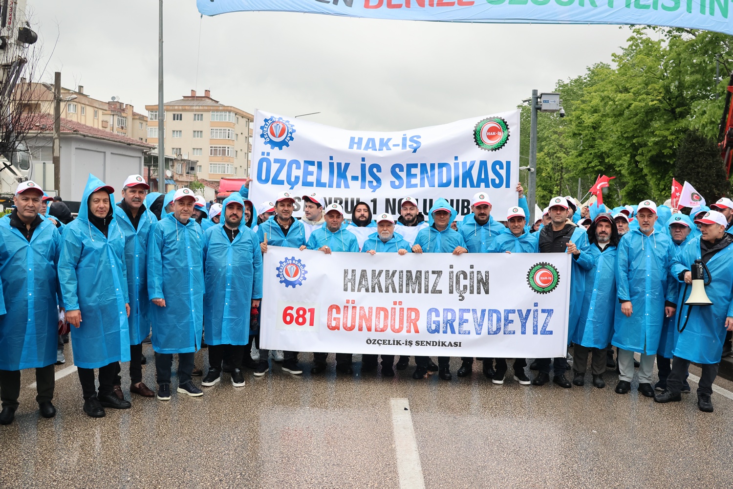 1 MAYIS COŞKUSUNU EMEĞİN ŞEHRİ BURSA’DA YAŞADIK