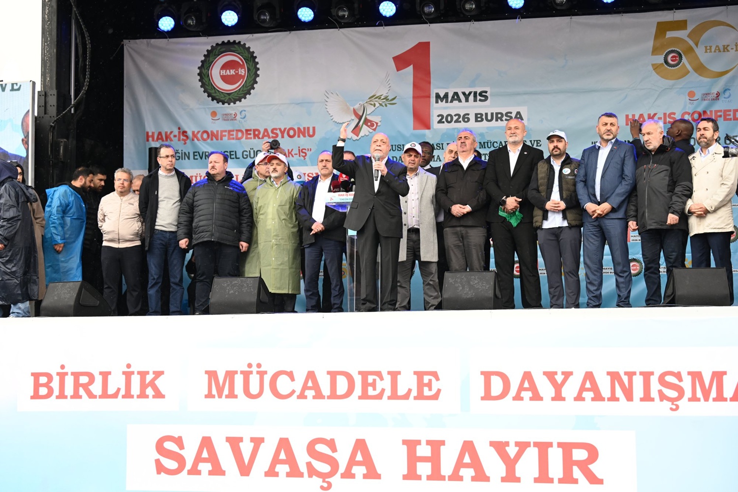 1 MAYIS COŞKUSUNU EMEĞİN ŞEHRİ BURSA’DA YAŞADIK